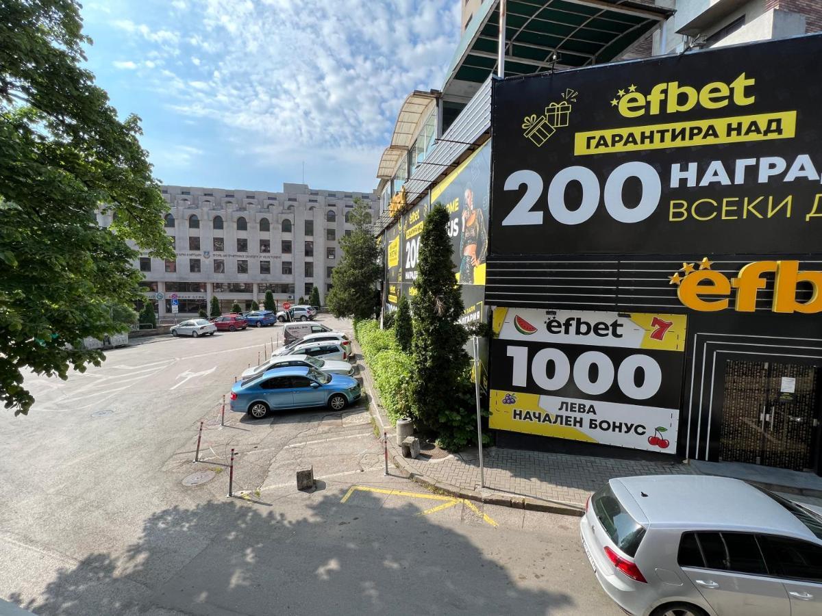 Top Center Apartment In Veliko Tarnovo Exterior photo